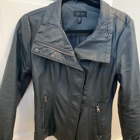 Leather Jacket - Picture 5 of 8